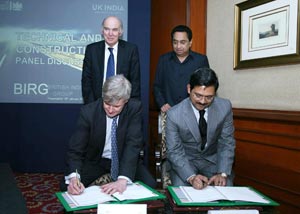 The Member (F), NHAI, J.N. Singh and the MD, Sector Group, UKTI, Edward Oakden signing the agreement on co-operation for trade and investment in the roads & highways sector in India, in the presence of the Union Minister for Road Transport and Highways, Kamal Nath and the Secretary of State for Business, Innovation and Skills, United Kingdom, Vince Cable, in New Delhi on January 18, 2011.