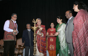 Sarod Maestro Ustad Amjad ALi Khan lights the lamp marking the reopening of Sharan Rani Backliwal Gallery of Musical Instruments at the National Museum.