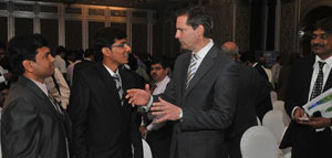 Premier meets with India's business leaders in the green technology sector