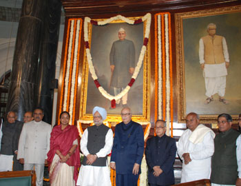 Prime Minister Manmohan Singh and Lok Sabha Speaker Meira Kumar along with other dignitaries after paying tributes to Dr. Rajendra Prasad on his birth anniversary in Central Hall of Parliament House on December 3, 2009
