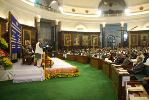 Prof Muhammad Yunus delivering the Lecture in Central Hall of Parliament House on 9 December 2009.